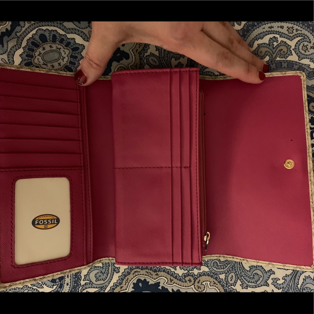 Fossil Wallet - Picture 3 of 5